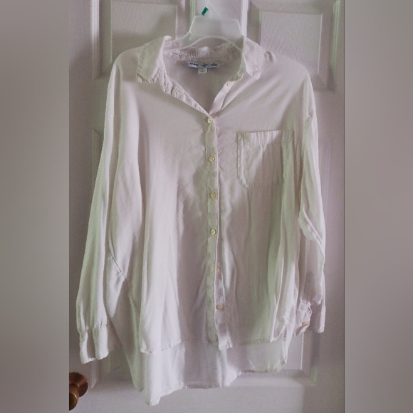 Oversized White Blouse - Picture 1 of 3